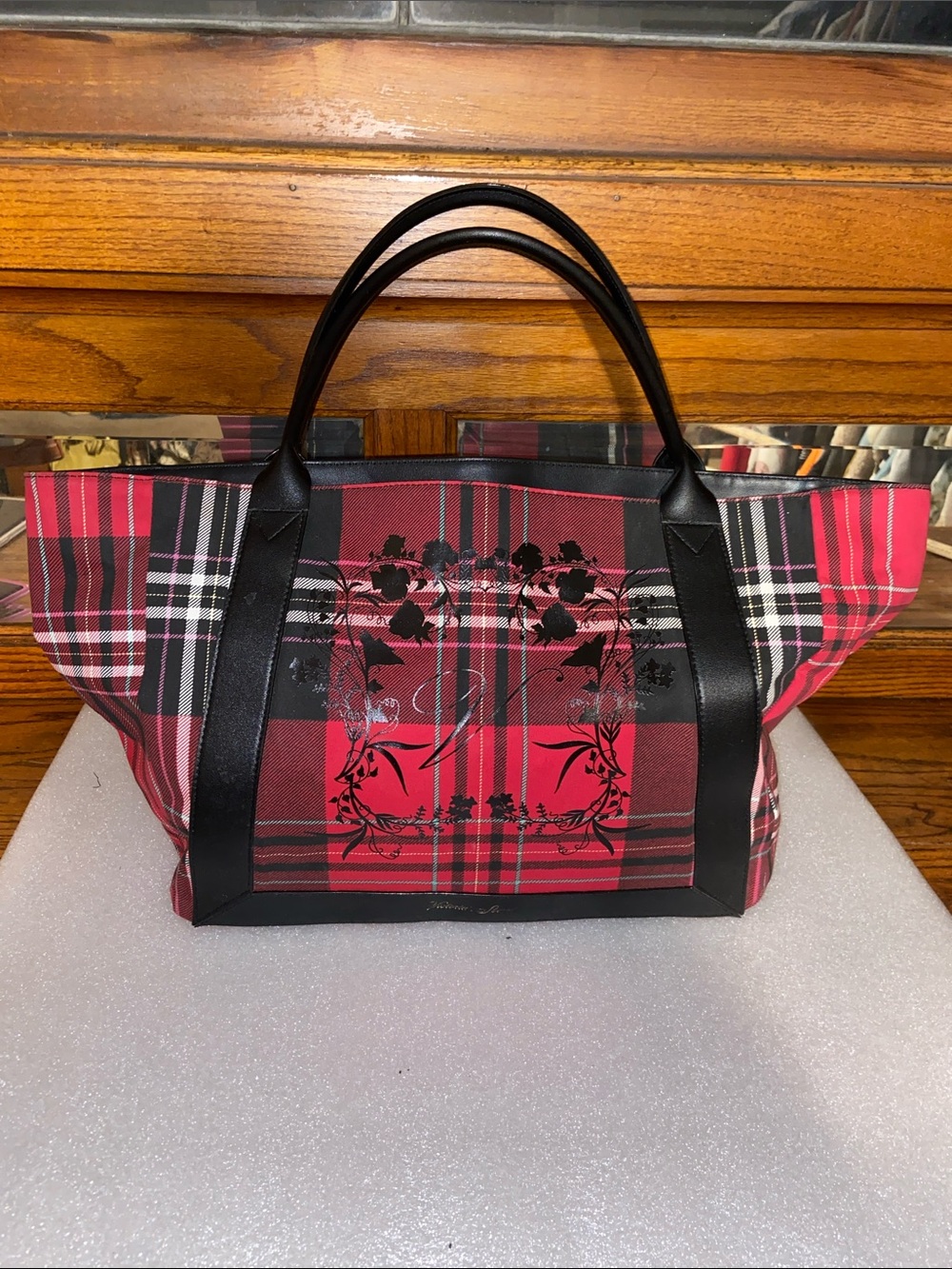 EUC Victoria's Secret Red Plaid Large Tote with Black Trim